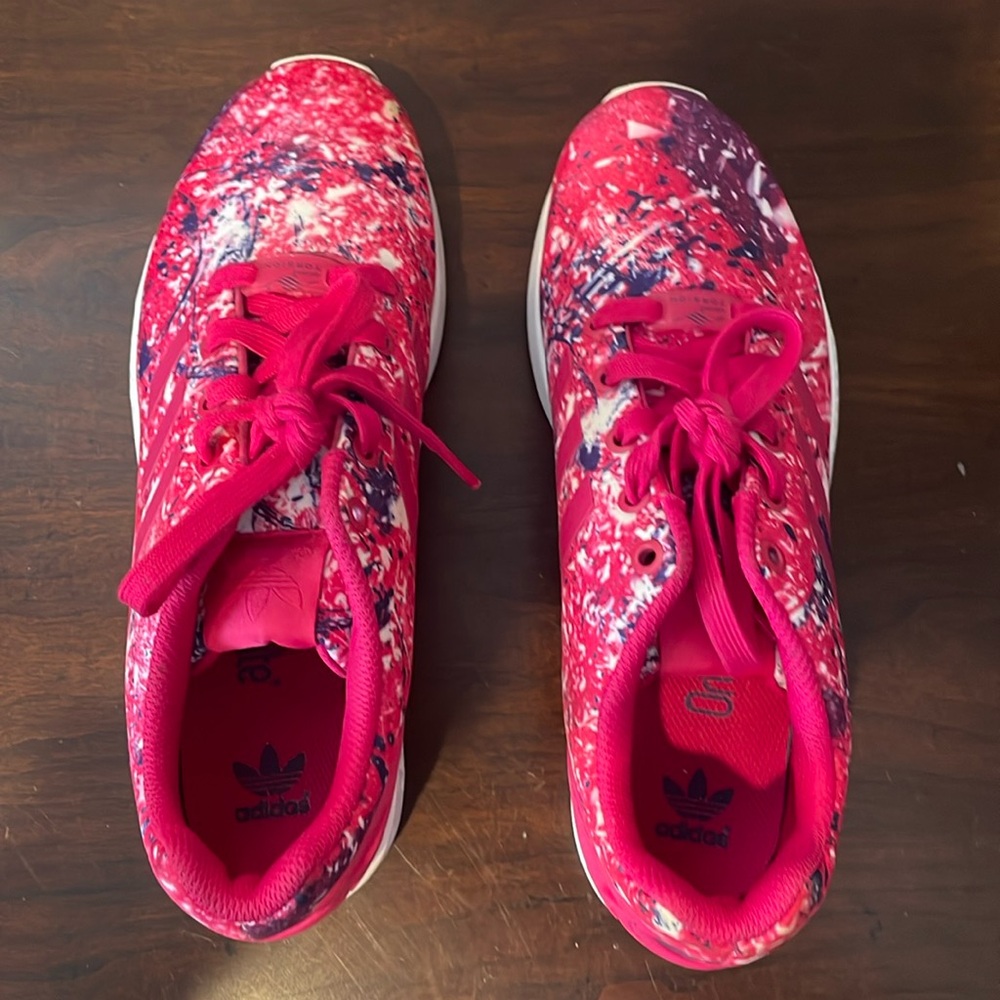 Women’s Adidas torsion sneakers size 7